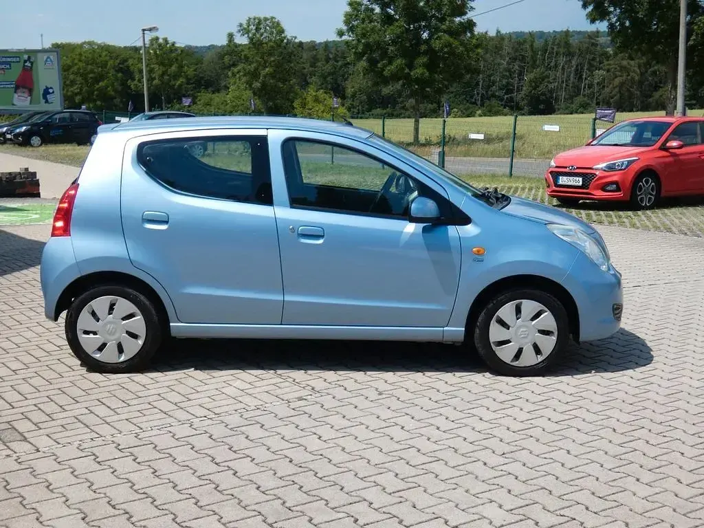 Gebraucht Suzuki Alto 68 PS (50 kW) 2012 Blau Kleinwagen