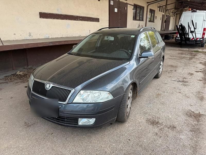 Gebraucht Skoda Octavia 105 PS (77 kW) 2007 Grau Kombi