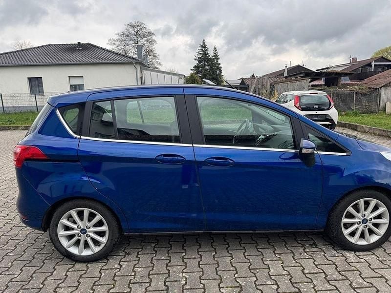 Używany Ford B-MAX Titanium 95 KM (69 kW) 2014 Niebieski Minivan