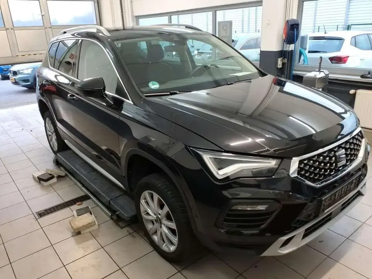 Usado Seat Ateca Xperience 150 CV (110 kW) 2022 Negro SUV