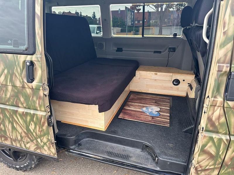 Gebraucht VW Caravelle 102 PS (75 kW) 2003 Grün Van / Kleinbus