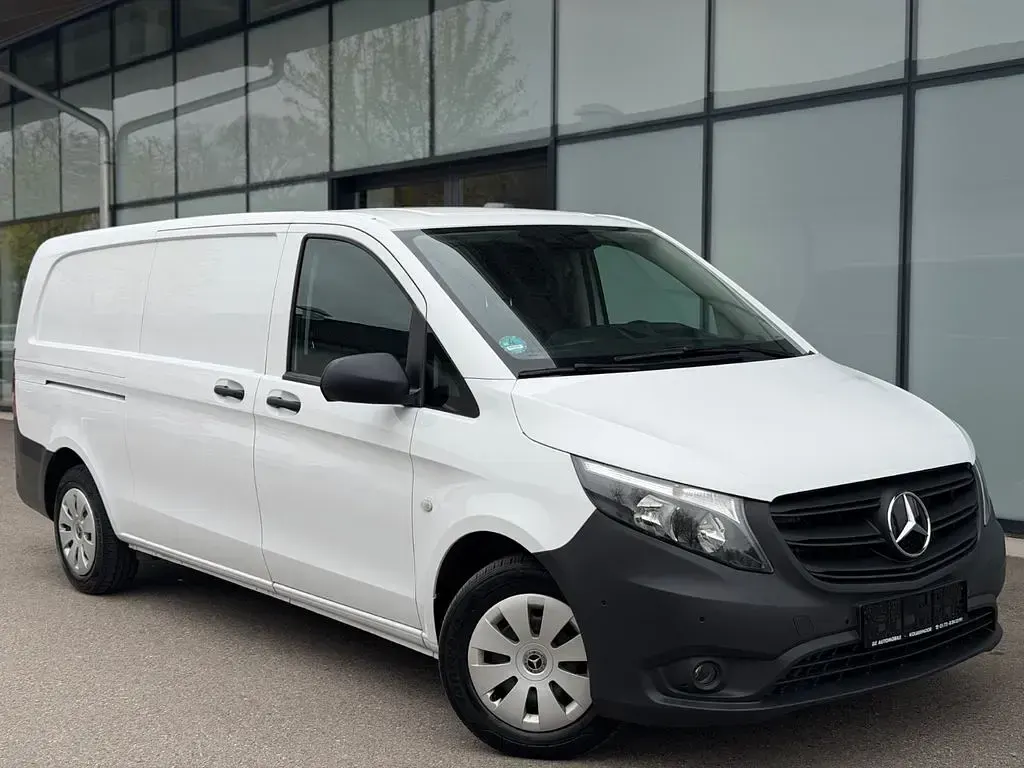 Gebraucht Mercedes Vito 136 PS (100 kW) 2024 Weiß Van