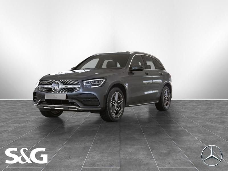 Gebraucht Mercedes GLC220 AMG 194 PS (142 kW) 2022 Metalliclack selenitgrau SUV