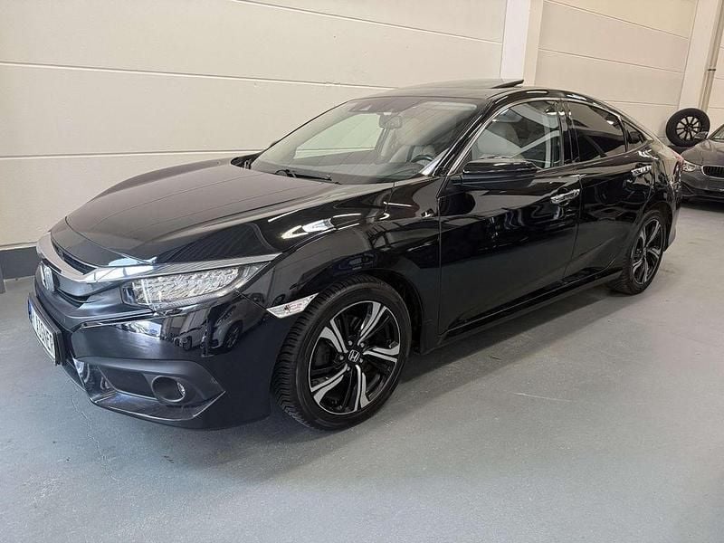 Schwarz Gebraucht 2018 Honda Civic Executive Limousine | 18.950 € (Guter Preis) - Bild 1/4