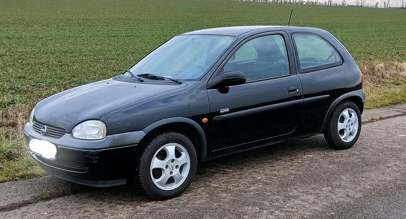 Gebraucht Opel Corsa 55 PS (40 kW) 2001 Schwarz Kleinwagen