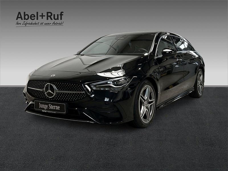 Lack kosmosschwarz Gebraucht 2024 Mercedes CLA200 Shooting Brake Advanced Plus Kombi | 33.990 € (Fairer Preis) - Bild 1/4