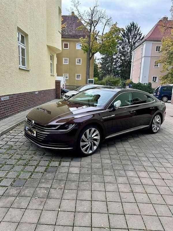 Rot Gebraucht 2018 VW Arteon Elegance Coupé | 25.900 € (Fairer Preis) - Bild 1/4