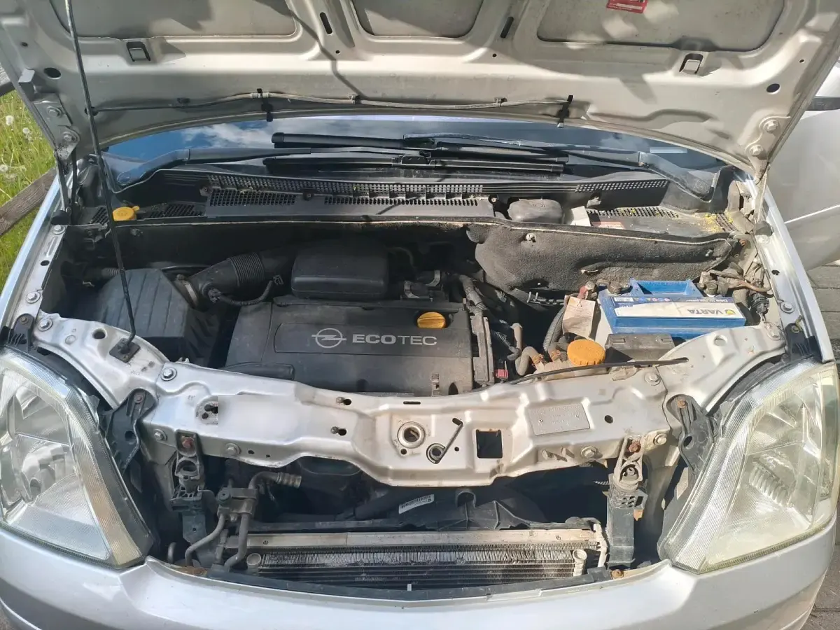 Używany Opel Meriva 105 KM (77 kW) 2009 Srebrny Minivan