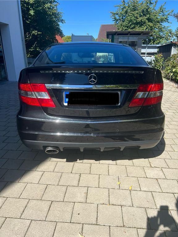 Gebraucht Mercedes CLC180 143 PS (105 kW) 2011 Schwarz Kleinwagen