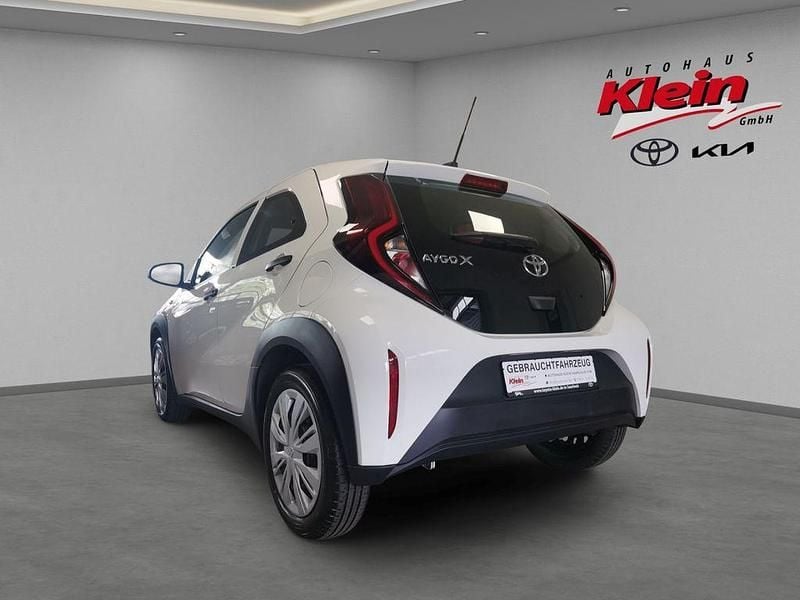 Gebraucht Toyota Aygo X 72 PS (52 kW) 2022 Weiß SUV