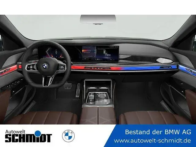 Gebraucht BMW 740 Comfort Edition 299 PS (219 kW) 2025 Bmw individual dravitgrau Limousine