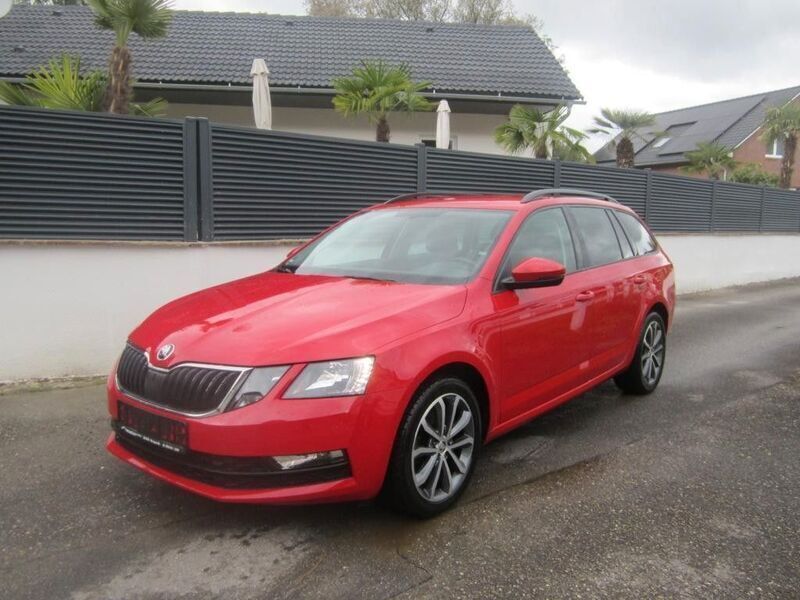 Rot Gebraucht 2020 Skoda Octavia Limousine | 17.290 € (Guter Preis) - Bild 1/4