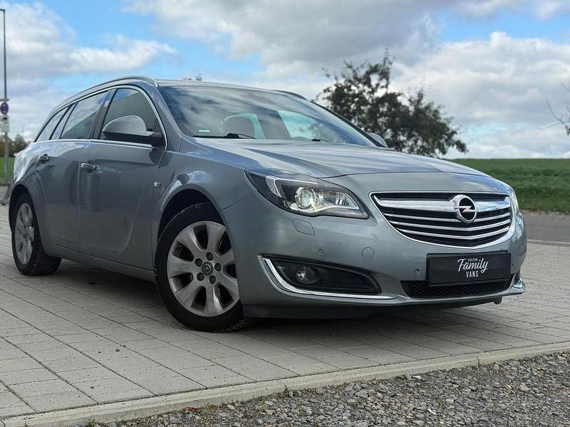 Silber Gebraucht 2014 Opel Insignia Innovation Kombi | 5.499 € (Etwas zu teuer) - Bild 1/4