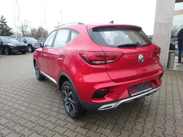 Gebraucht MG ZS Luxury 106 PS (77 kW) 2023 Rot SUV