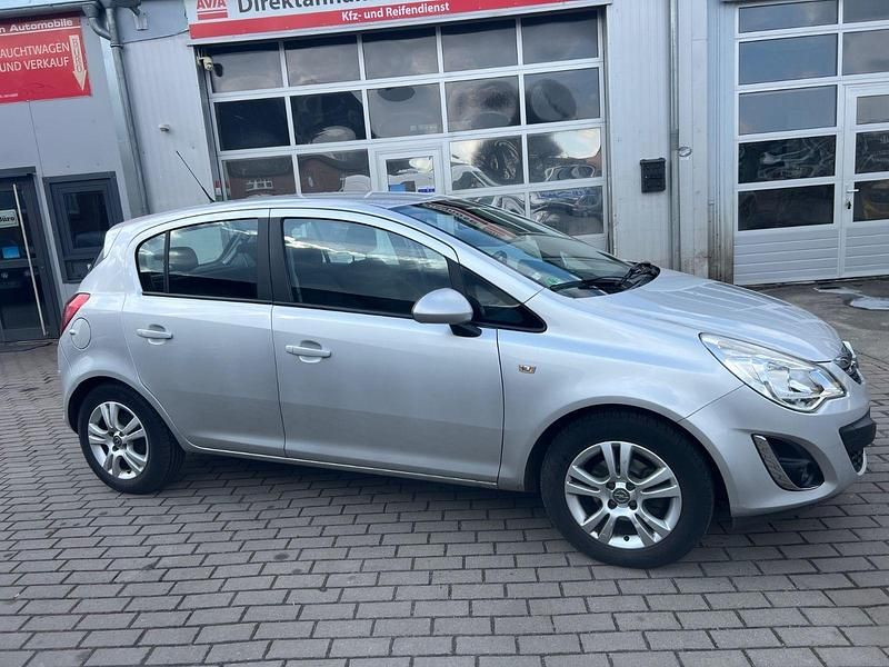 Gebraucht Opel Corsa Satellite 86 PS (63 kW) 2011 Silber Kleinwagen