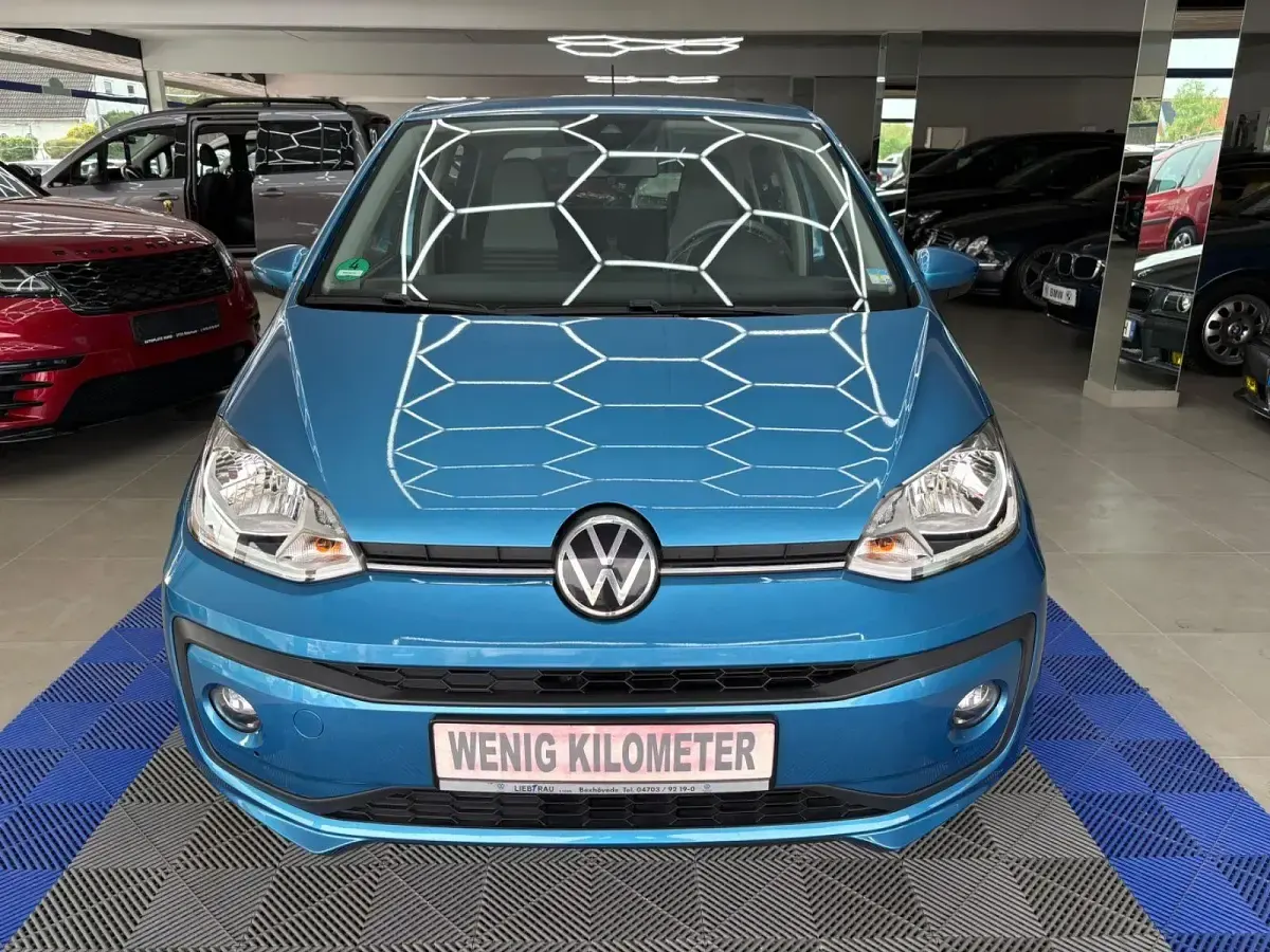 Używany VW up! Basis 65 KM (47 kW) 2020 Niebieski Hatchback