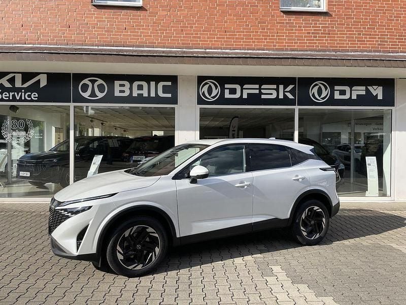 Weiß Gebraucht 2025 Nissan Qashqai 360º SUV | 29.900 € (Fairer Preis) - Bild 1/4