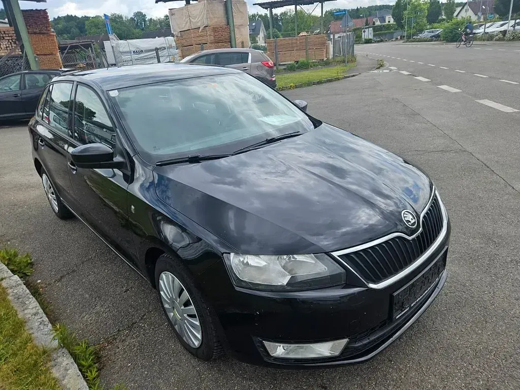 Gebraucht Skoda Rapid 90 PS (66 kW) 2014 Schwarz Kleinwagen