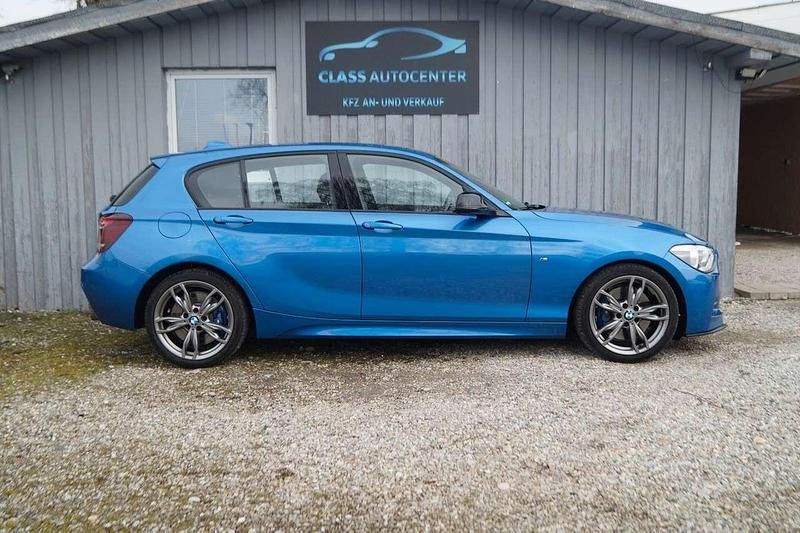 Gebraucht BMW 135 320 PS (235 kW) 2013 Estorilblau 2 metallic Kleinwagen