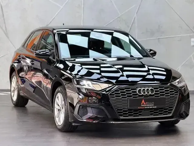 Gebraucht Audi A3 Basis 150 PS (110 kW) 2021 Schwarz Limousine