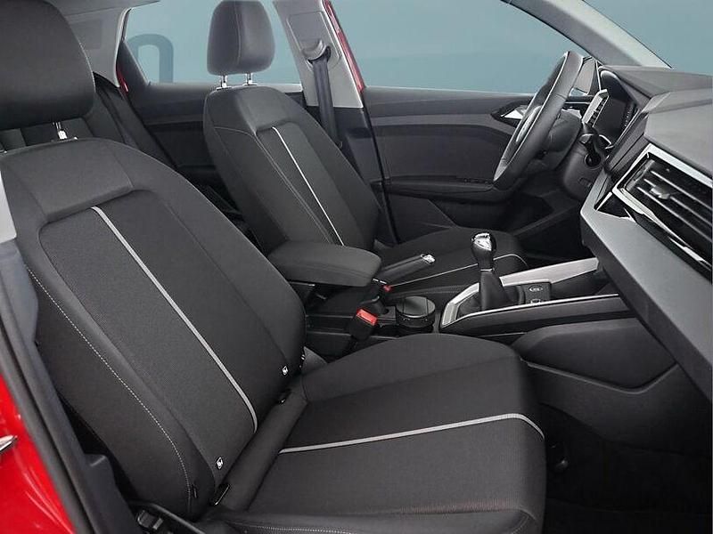 Gebraucht Audi A1 95 PS (69 kW) 2025 Rot SUV
