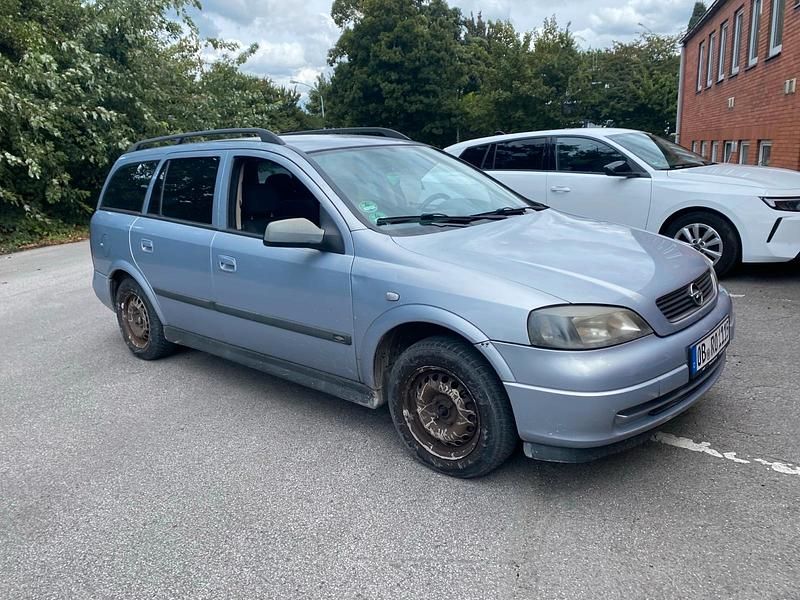 Grau Gebraucht 2002 Opel Astra Kombi | 650 € (Fairer Preis) - Bild 1/4