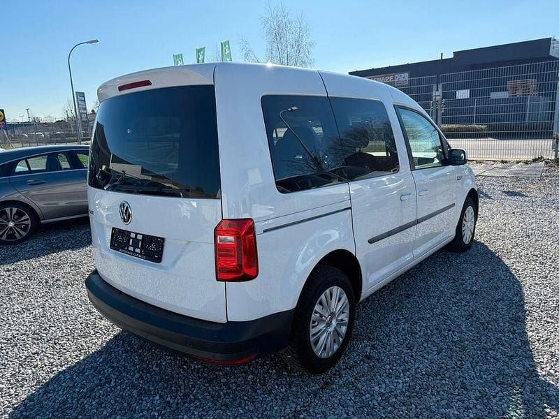 Gebraucht VW Caddy Trendline 102 PS (75 kW) 2019 Weiß Van / Kleinbus