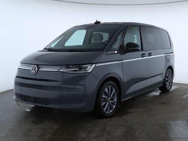 Gebraucht VW Multivan Style 150 PS (110 kW) 2025 Pure grey Van