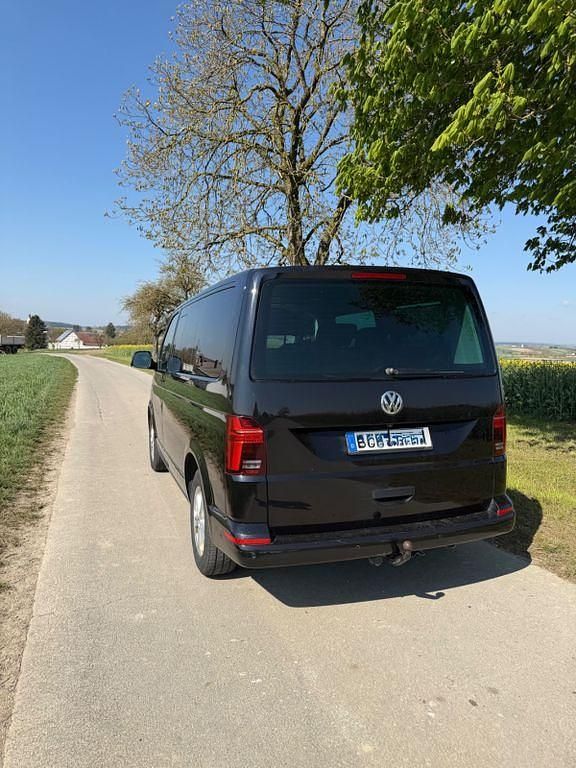 Usata VW Multivan 211 CV (155 kW) 2020 Grigio Monovolume