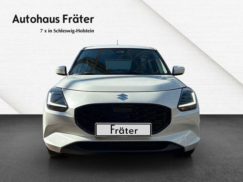 Neu Suzuki Swift Club 83 PS (61 kW) 2025 Weiß Kleinwagen