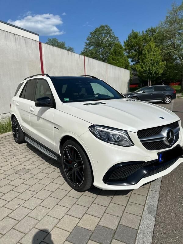 Weiß Gebraucht 2016 Mercedes GLE63 AMG AMG SUV | 53.900 € (Fairer Preis) - Bild 1/4