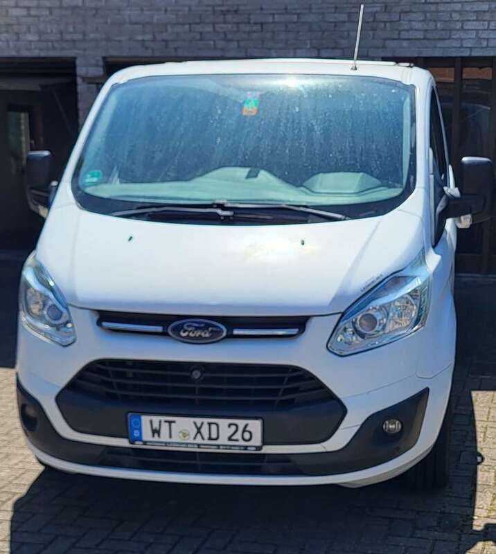 Weiß Gebraucht 2015 Ford Transit Custom Trend Van | 8.999 € (Guter Preis) - Bild 1/4