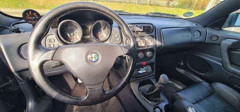 Gebraucht Alfa Romeo Spider 150 PS (110 kW) 1998 Schwarz Cabrio