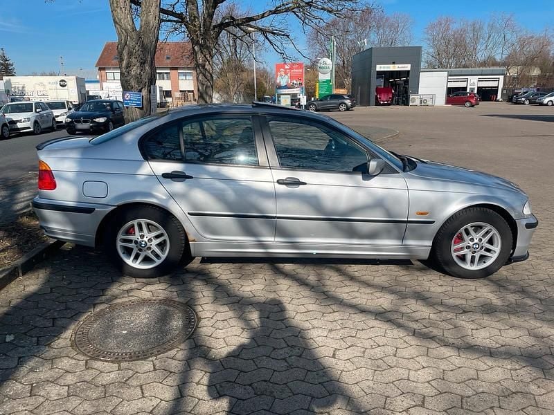 Gebraucht BMW 316 M Sport 105 PS (77 kW) 2000 Silber Limousine