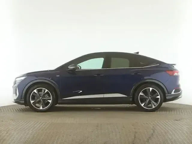 Gebraucht Audi Q4 Sportback e-tron S-Line 125 kW (170 PS) 2023 Navarrablau metallic SUV