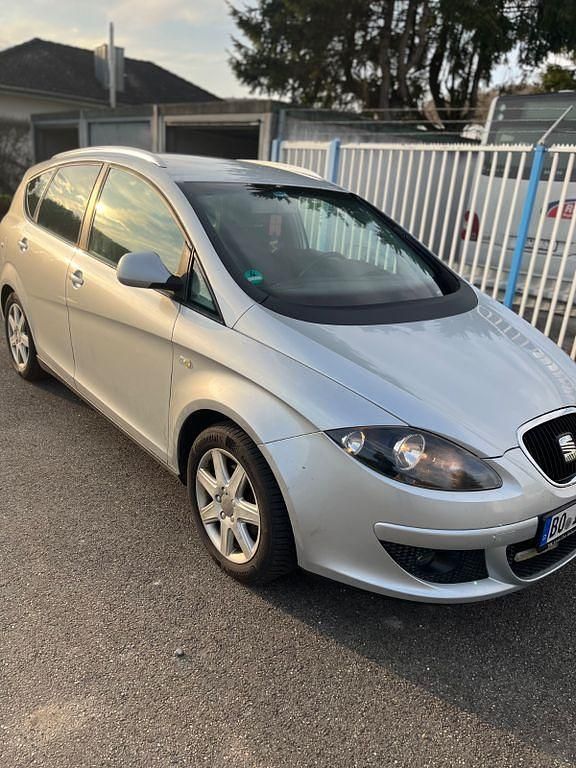 Gebraucht Seat Altea Stylance 105 PS (77 kW) 2007 Silber Van / Kleinbus