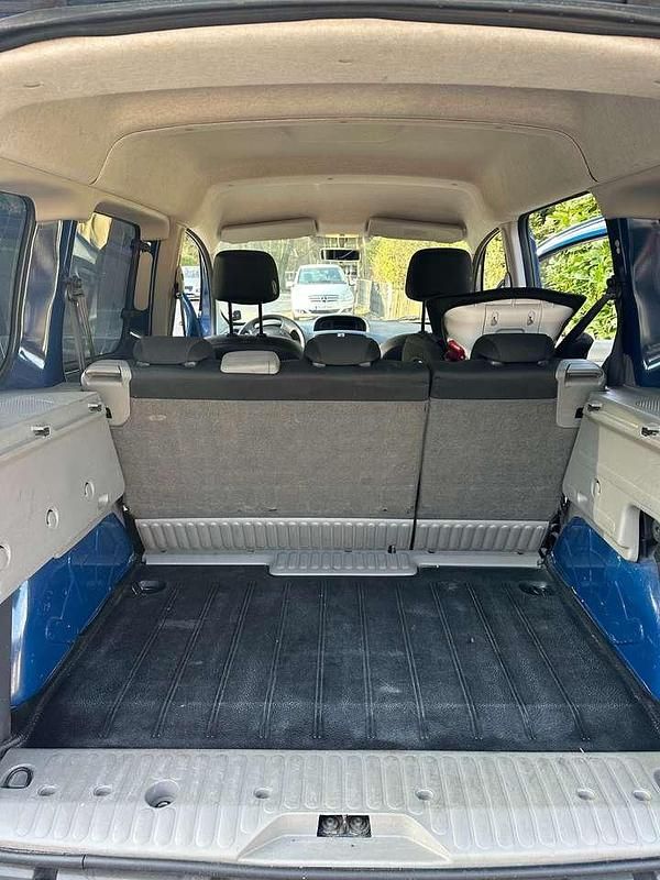 Gebraucht Renault Kangoo 87 PS (63 kW) 2010 Blau Van / Kleinbus