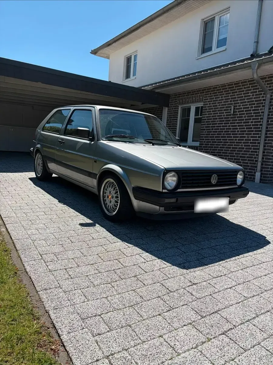 Gebraucht VW Golf II 69 PS (50 kW) 1990 Silber Kleinwagen