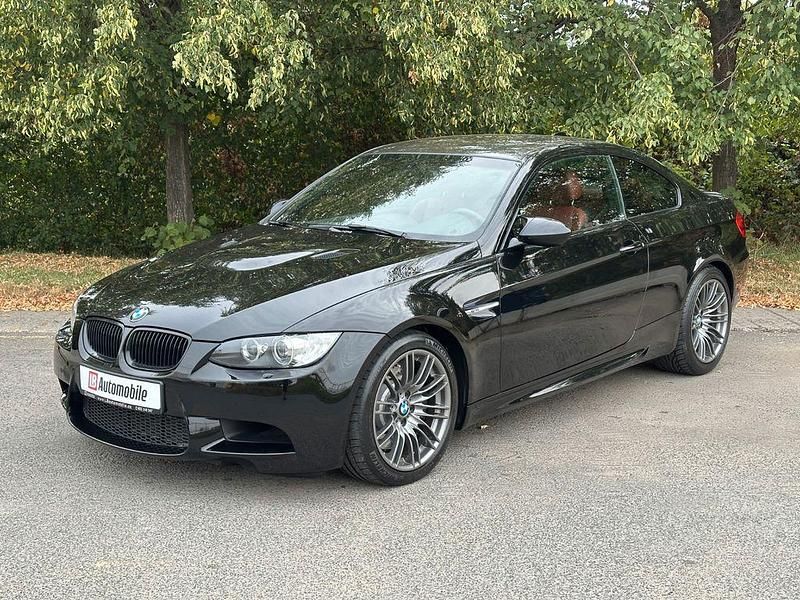 Schwarz Gebraucht 2012 BMW M3 Performance | 66.690 € (Guter Preis) - Bild 1/4