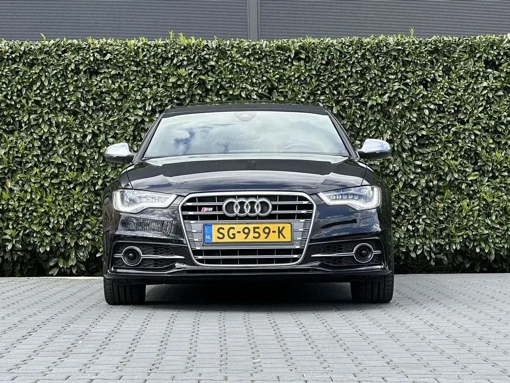 Używany Audi S6 Proline 420 KM (308 kW) 2014 Czarny Kombi