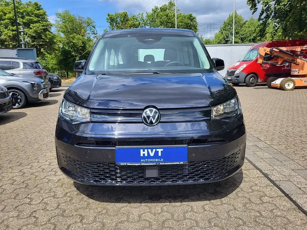 Neu VW Caddy Maxi 116 PS (85 kW) 2026 Schwarz Van / Kleinbus