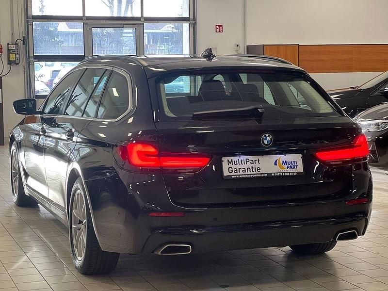Gebraucht BMW 520 190 PS (139 kW) 2022 Schwarz Limousine