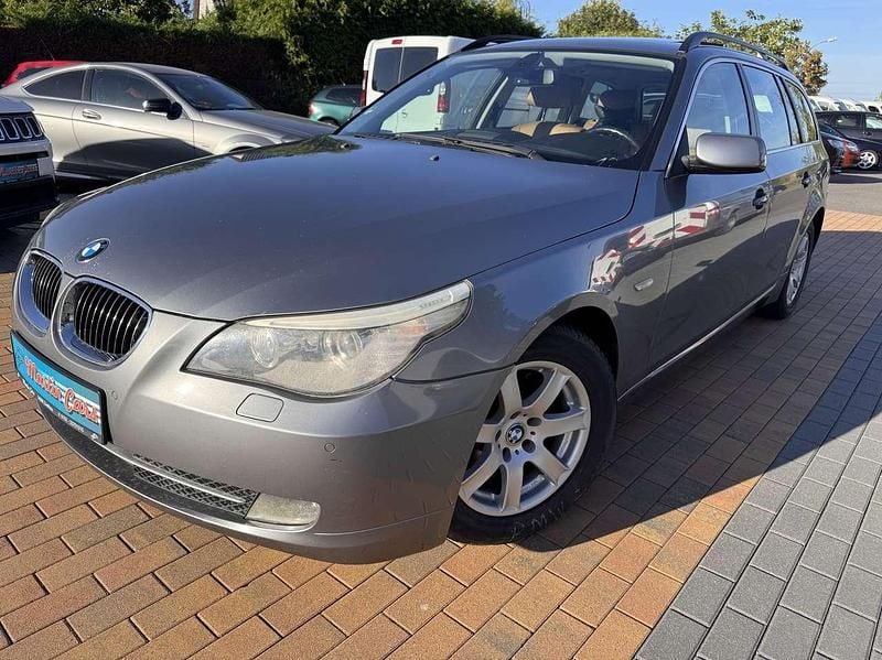 Gebraucht BMW 525 197 PS (144 kW) 2007 Grau Kombi