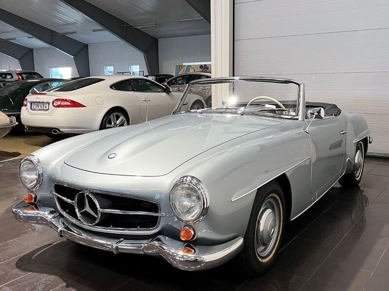 Gebraucht Mercedes 190 105 PS (77 kW) 1960 Silber Limousine