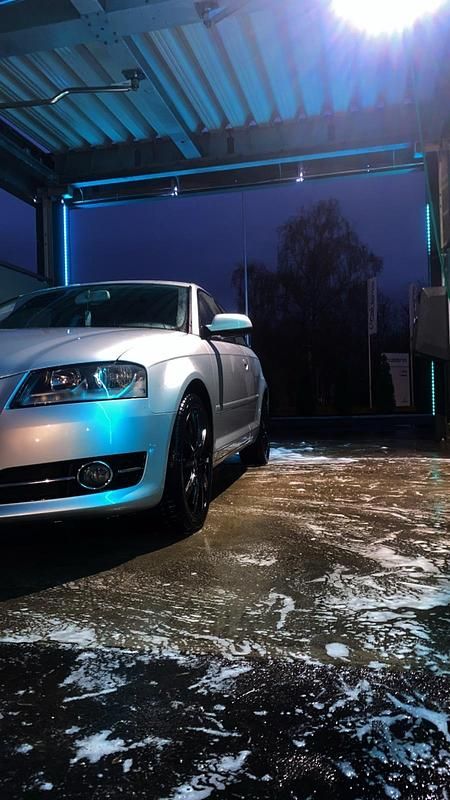 Gebraucht Audi A3 125 PS (91 kW) 2011 Silber Kleinwagen