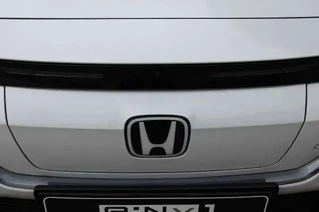 Neu Honda e:Ny1 Advance 150 kW (204 PS) 2026 Platinium white pearl SUV