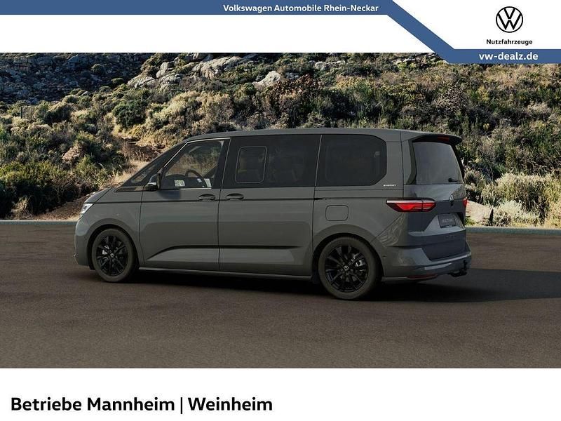 Neu VW Multivan 150 PS (110 kW) 2026 Grau Van