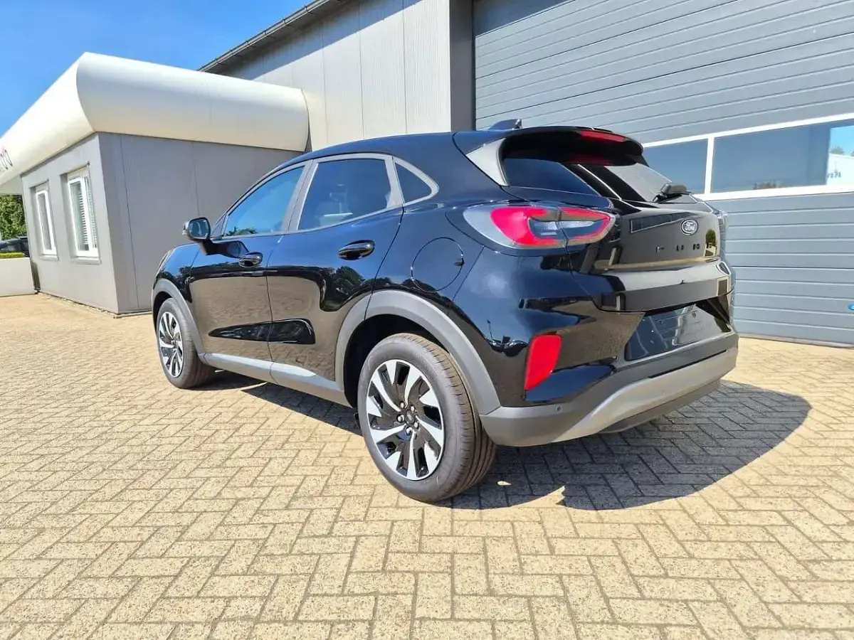 Neu Ford Puma Titanium 125 PS (91 kW) 2026 Agate black metallic SUV