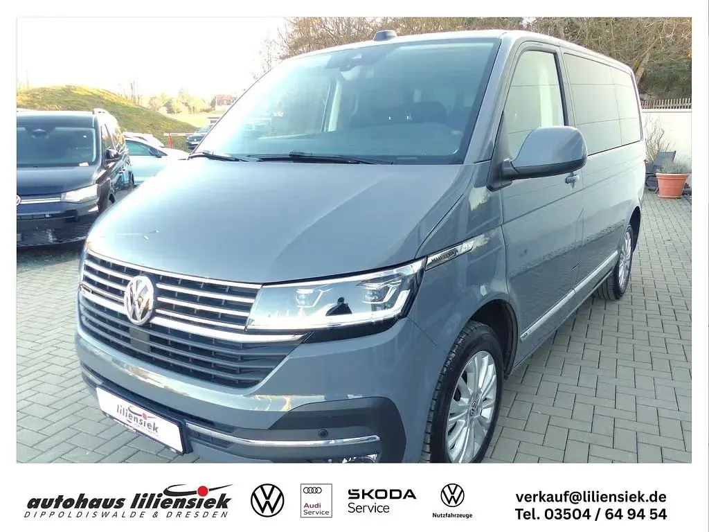 Gebraucht VW Multivan Generation Six 204 PS (150 kW) 2022 Grau Van / Kleinbus