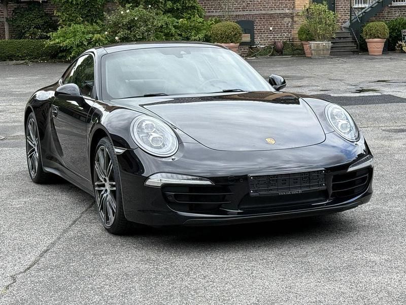 Schwarz Gebraucht 2015 Porsche 911 Carrera 4 Black Edition Coupé | 69.790 € (Teuer) - Bild 1/4